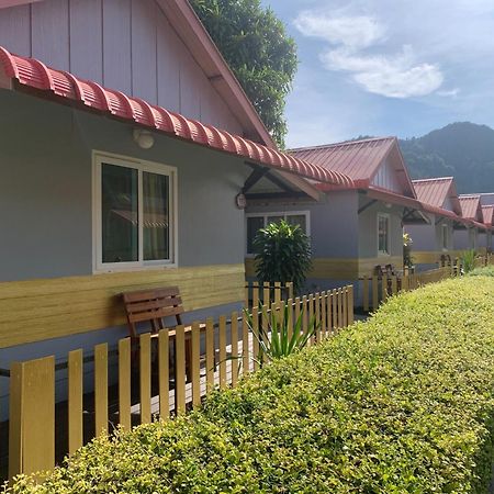 Phi Phi Ba Kao Bay Resort Экстерьер фото