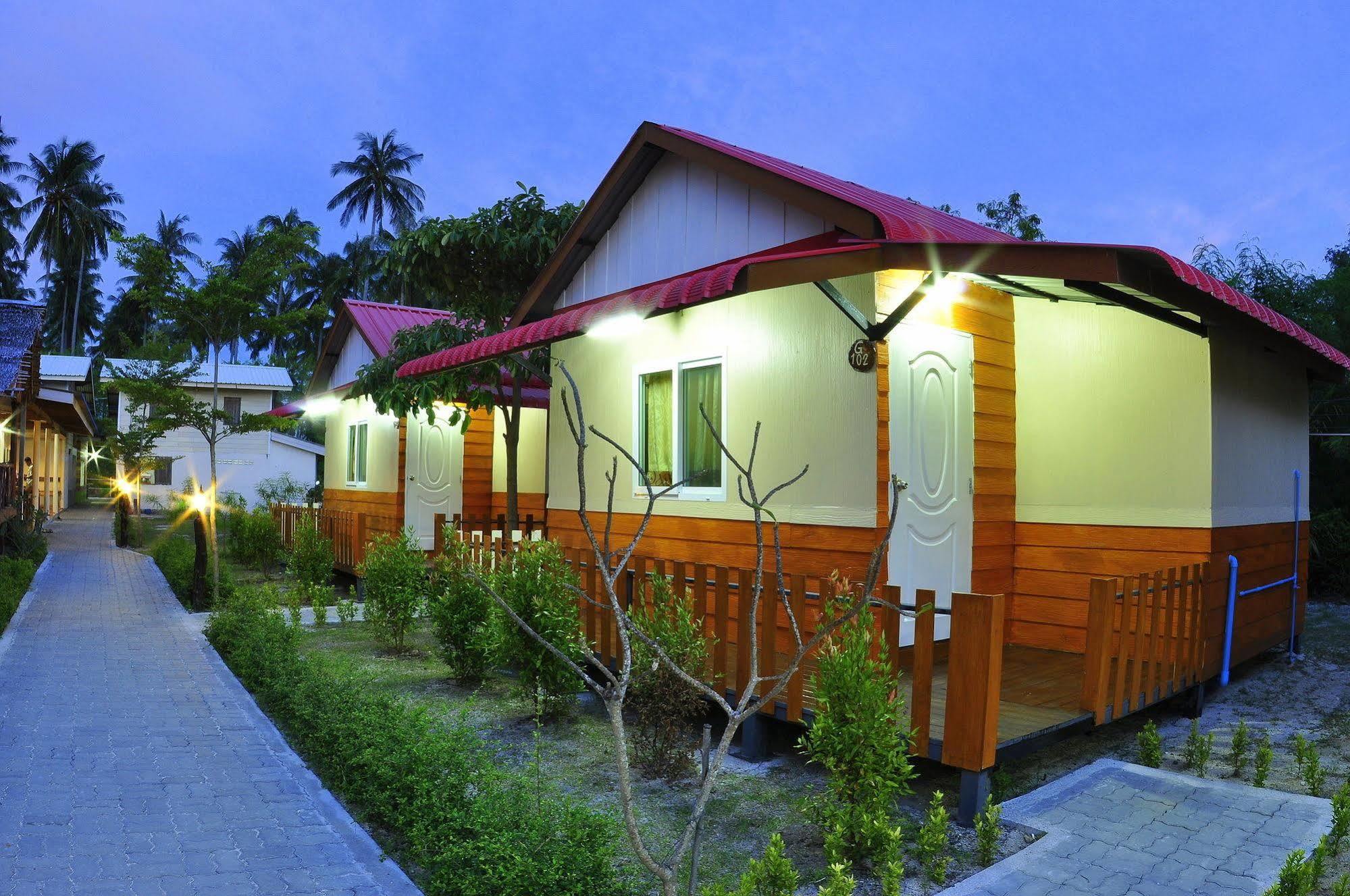 Phi Phi Ba Kao Bay Resort Экстерьер фото