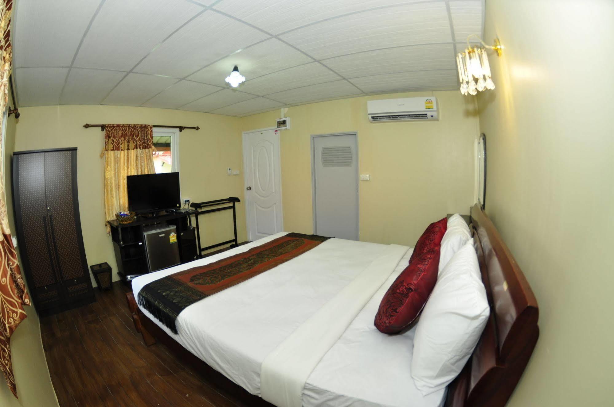 Phi Phi Ba Kao Bay Resort Экстерьер фото