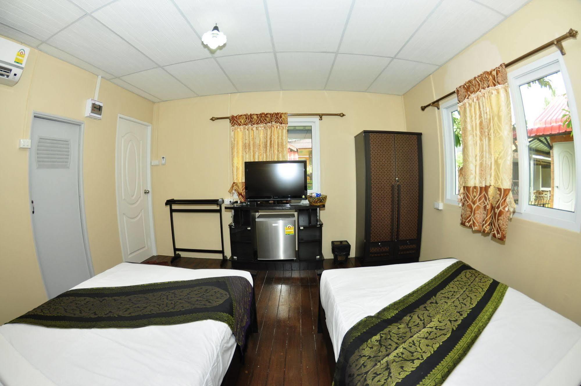Phi Phi Ba Kao Bay Resort Экстерьер фото